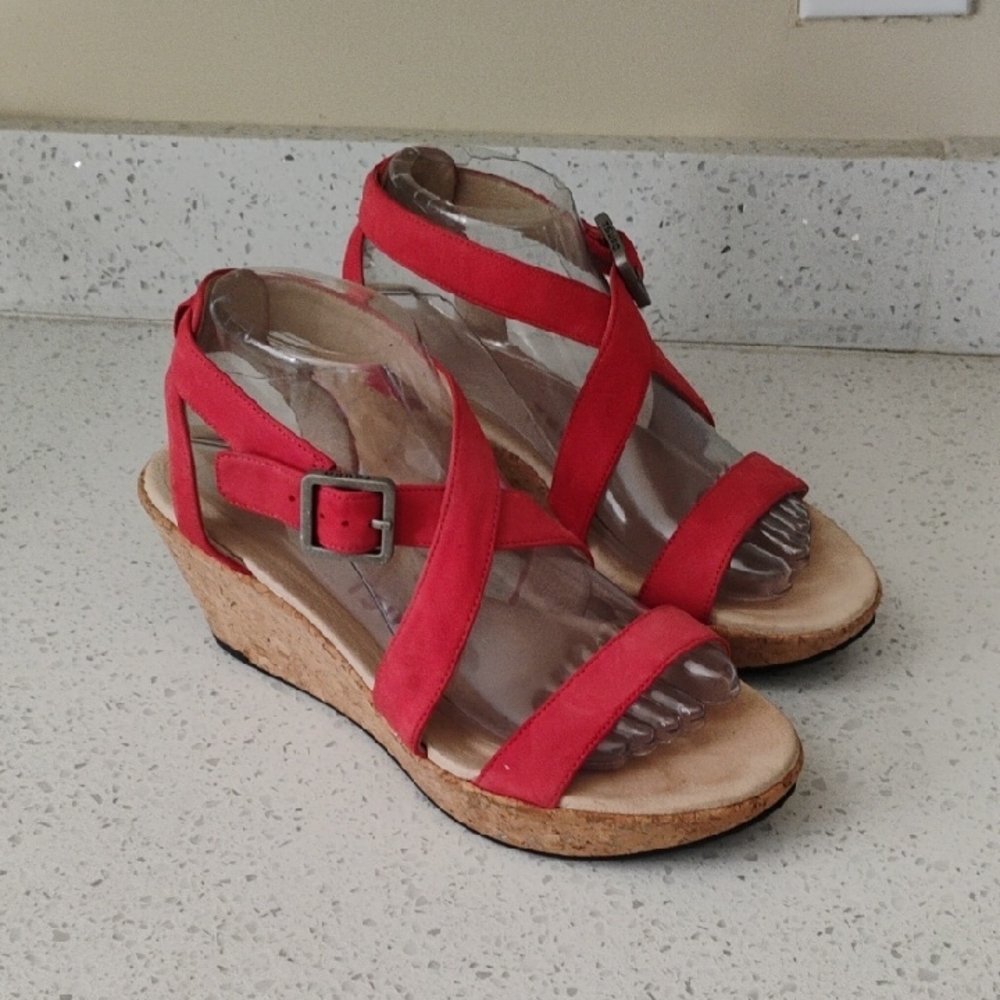 TSUBO Shoes Size 8.5 Women